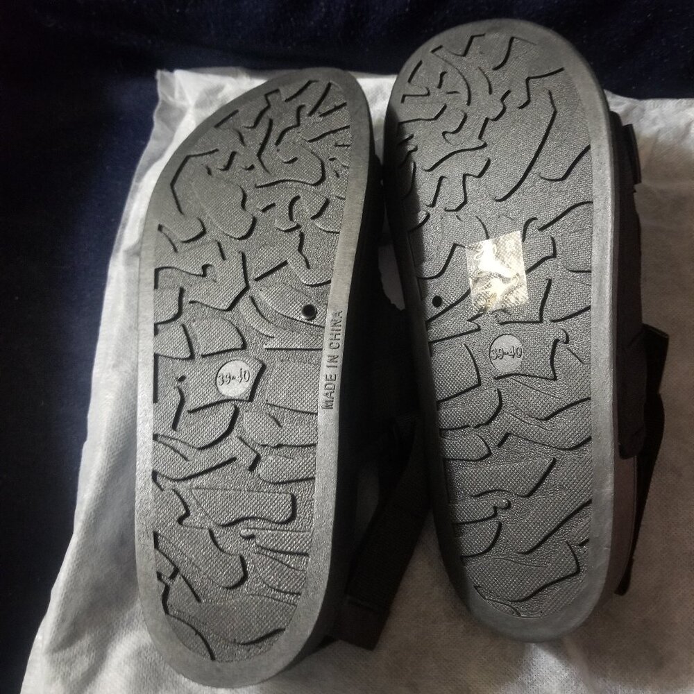 NWT women's size 9 black sandals - Picture 6 of 7